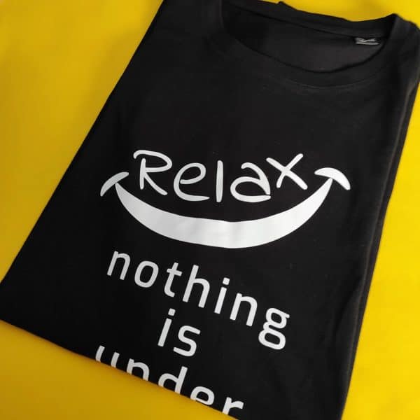 Γυναικείο T-Shirt “Relax Nothing is Under Control" - Divine Vibes